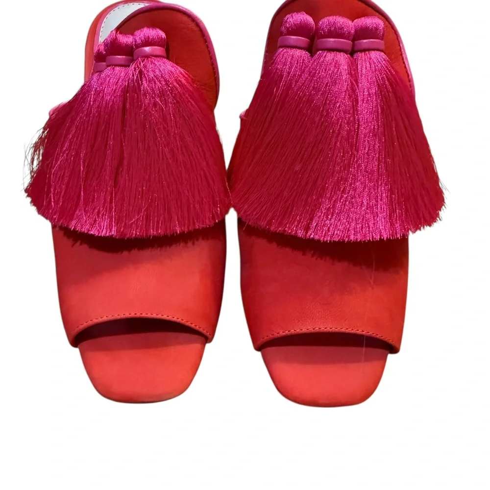 Giani Bernini Red Orange and Pink Tassel Mules - Picture 2 of 8